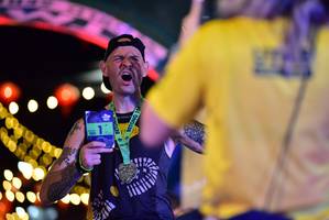 BIB: 100
                            <button type="button" onclick="openModal(21804292)" class="btn btn-primary btn-sm float-right btn-popup" data-toggle="modal" data-target=".modal-high-quality">
                        <i class="fas fa-shopping-cart"></i> Add to Cart
                    </button>
                                            <button type="button" onclick="isThisMe(21804292, true)" class="btn btn-success btn-sm float-right btn-popup btn-isme hidden" data-toggle="tooltip" data-placement="bottom" title="นี่คือรูปของคุณใช่ไหม คลิกที่นี่เพื่อเอาเข้าอัลบั้ม">
                        <i class="fas fa-plus"></i> Add to album
                    </button>
                    <button type="button" onclick="isThisMe(21804292, false)" class="btn btn-warning btn-sm float-right btn-popup btn-isnotme hidden">
                        <i class="fas fa-ban"></i> Remove from album
                    </button>